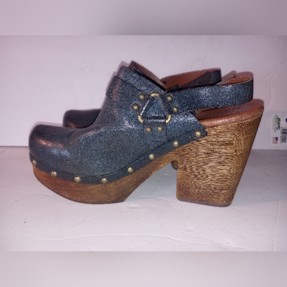 Kork Ease Grey Leather Wooden Heel Clogs Gem